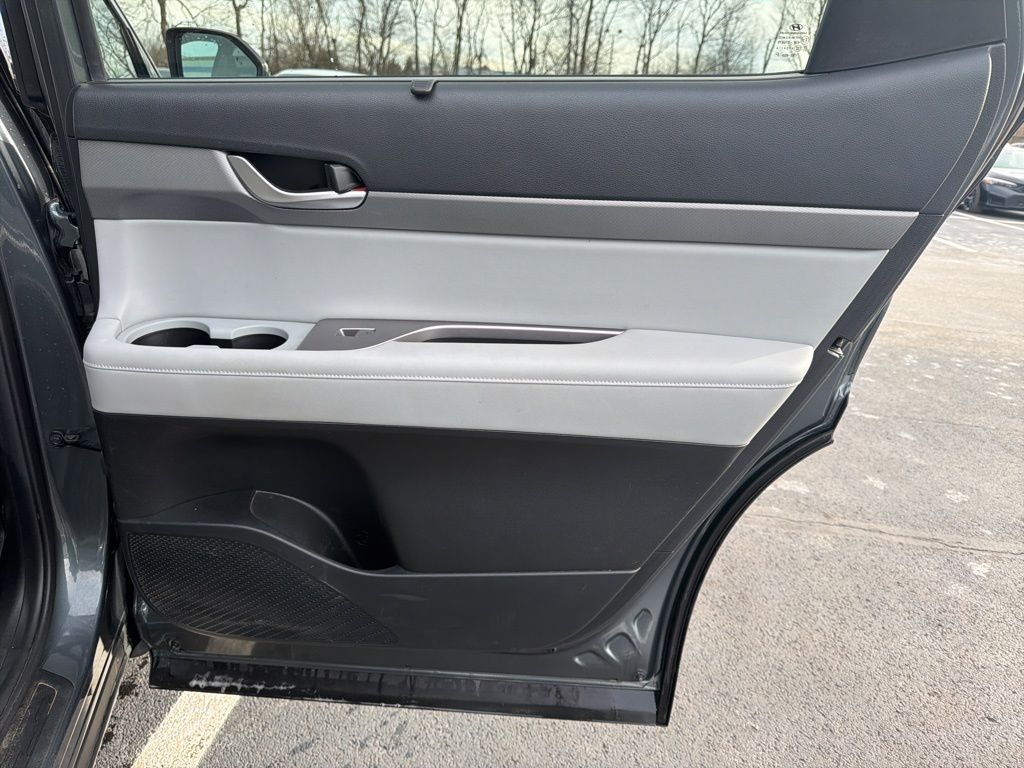 Thumbnail: 2021 Hyundai Palisade - 26