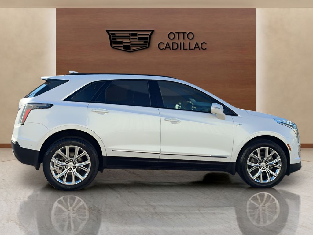 used 2020 Cadillac XT5 car, priced at $26,600