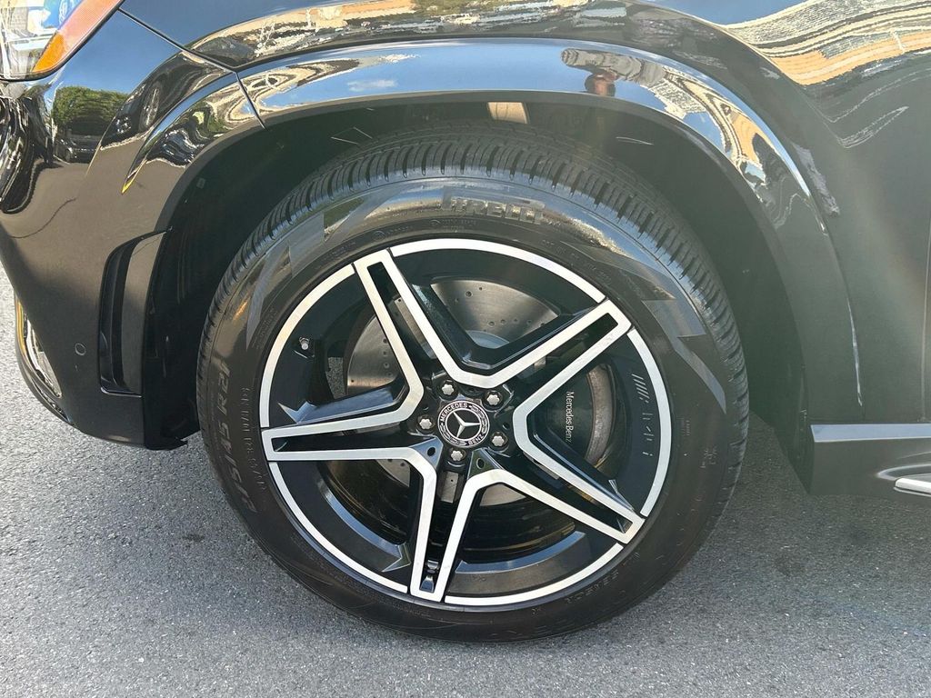 Thumbnail: 2022 Mercedes-Benz GLS - 14