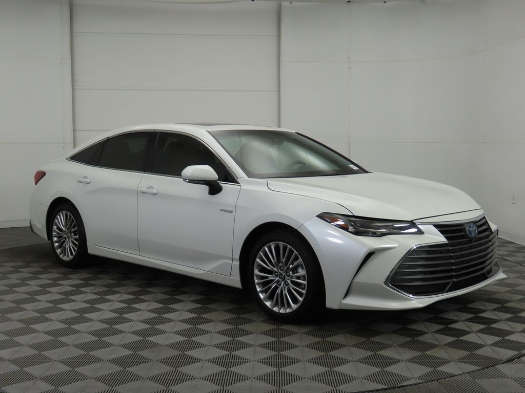 2020 Toyota Avalon Limited 3