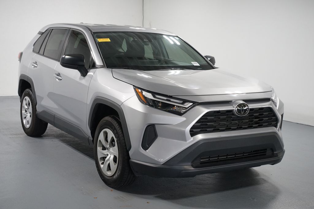 Thumbnail: 2024 Toyota RAV4 - 3