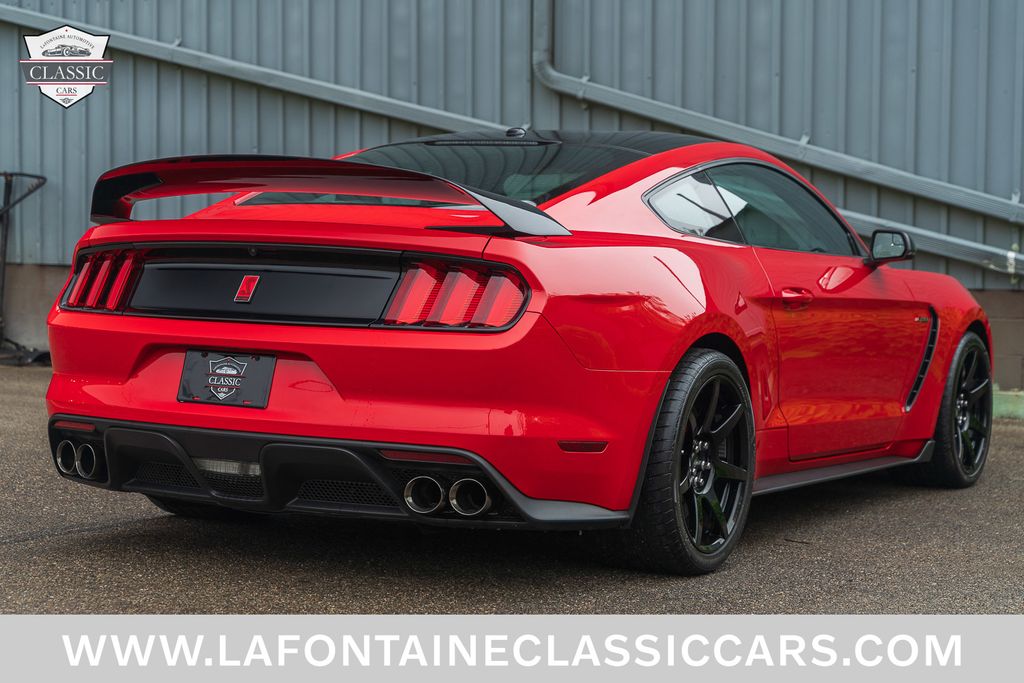 2017 Ford Mustang 29