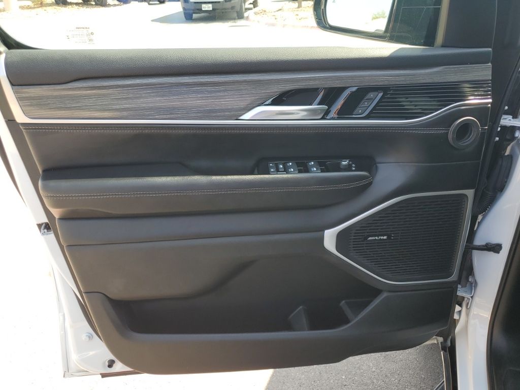 Used Car 2024 Jeep Wagoneer L  Series Ii For Sale In Austin, Texas