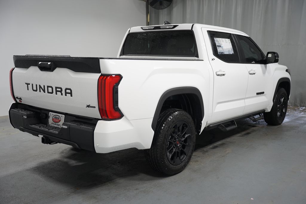 2025 Toyota Tundra SR5 8