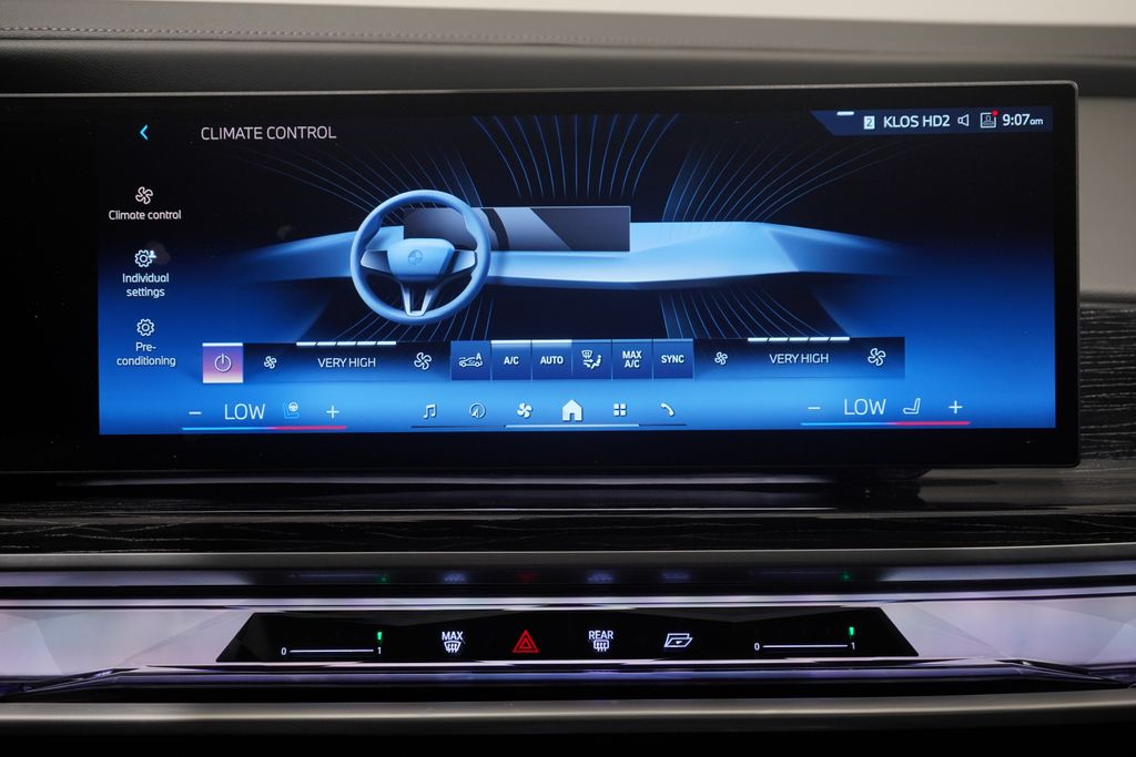 2024 BMW i7 eDrive50 13