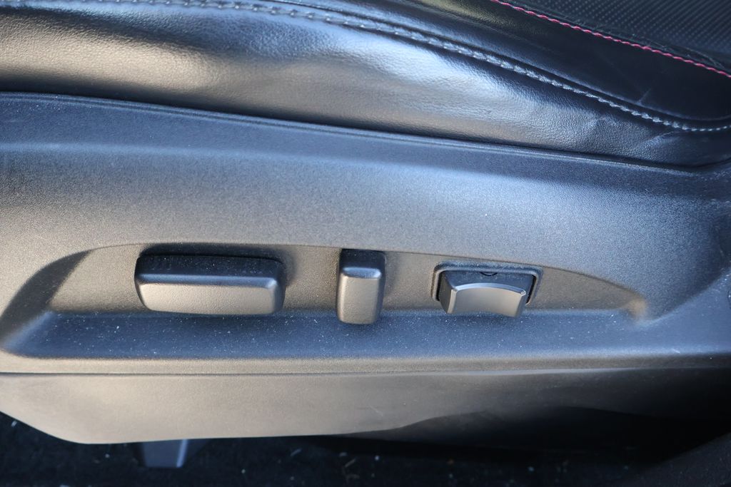 Thumbnail: 2016 Chevrolet Equinox - 15