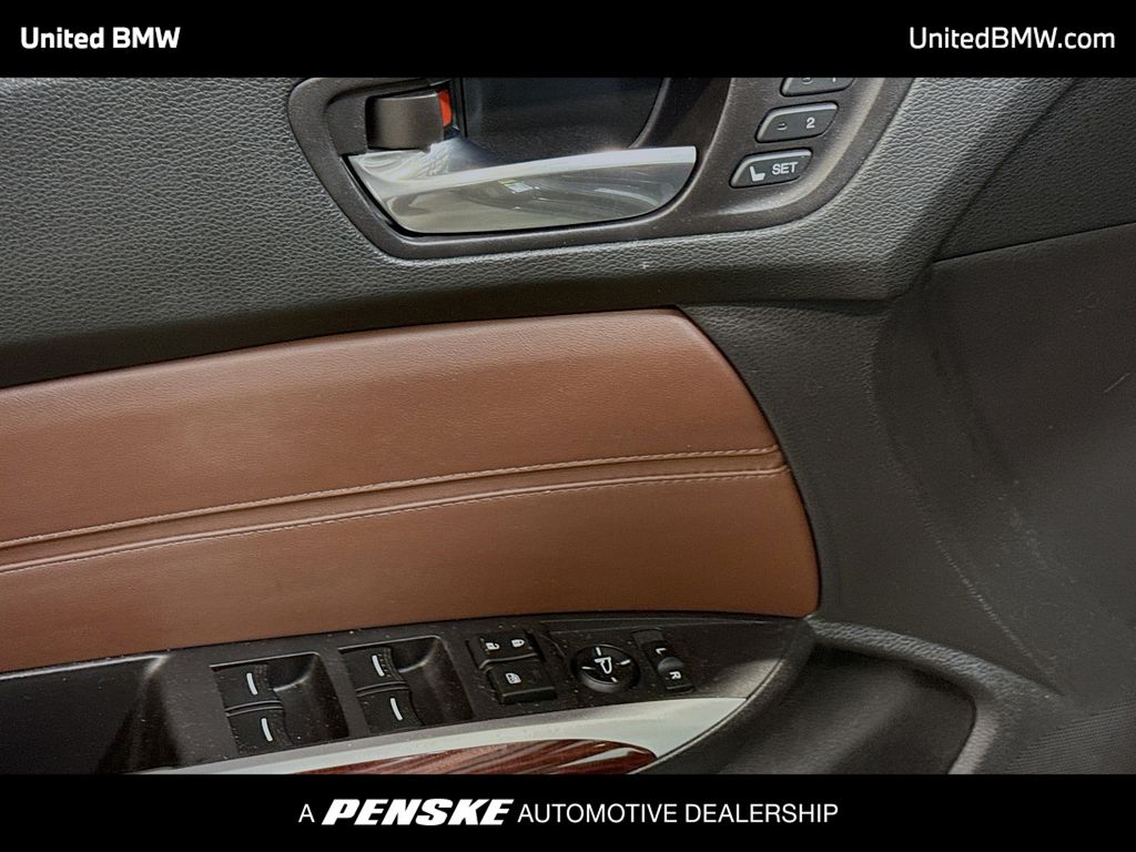 Thumbnail: 2015 Acura TLX - 3