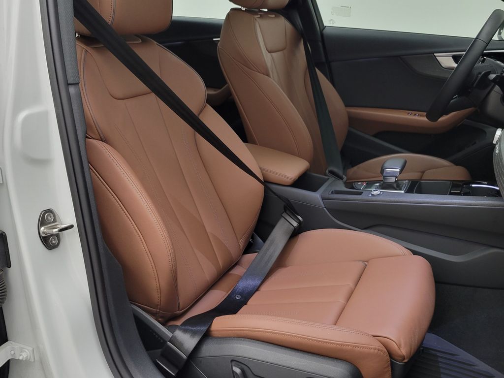 Thumbnail: 2023 Audi A4 - 19