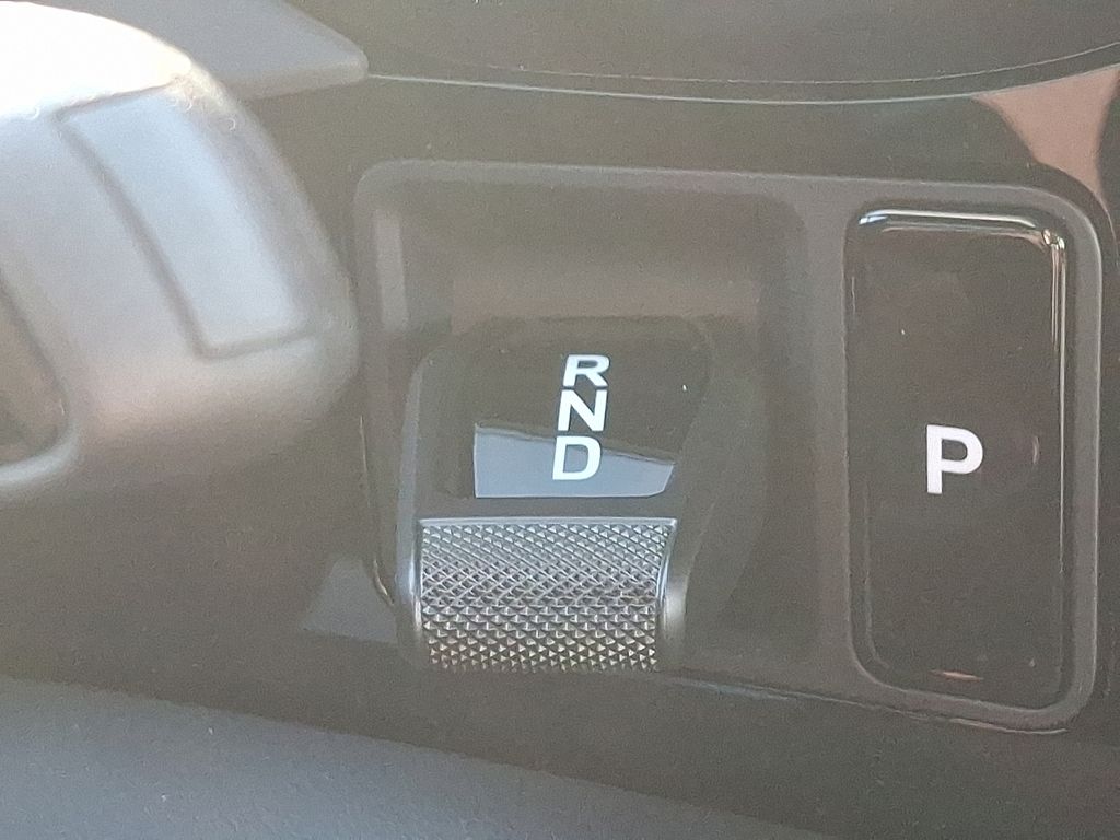 Thumbnail: 2026 Porsche Taycan - 16