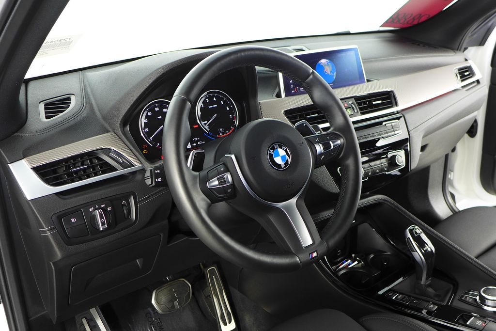 2022 BMW X2 M35i 27