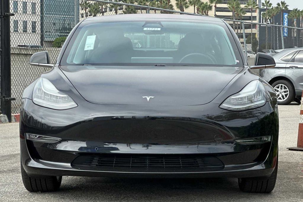 2018 Tesla Model 3 Long Range 10