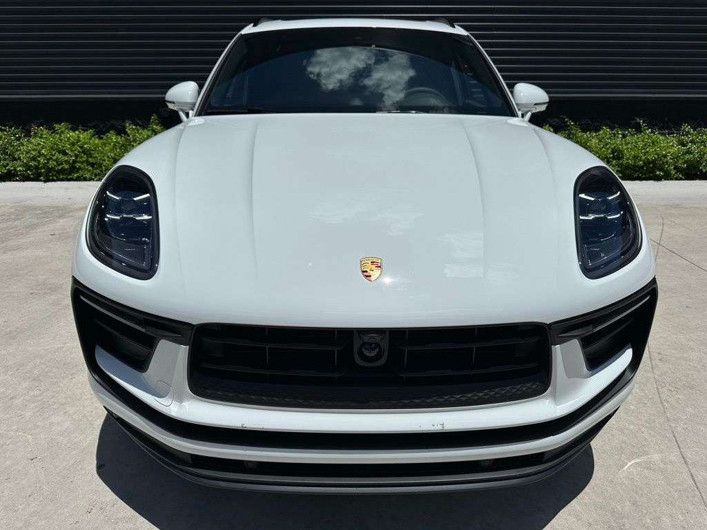 Thumbnail: 2025 Porsche Macan - 7