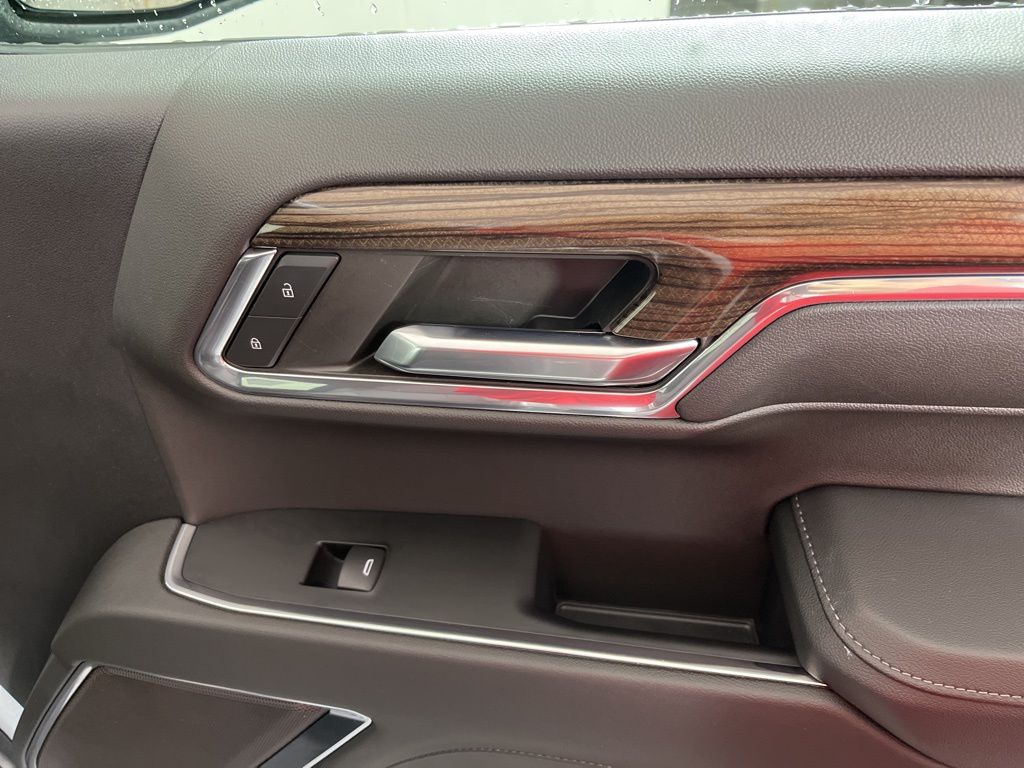 Thumbnail: 2024 Chevrolet Silverado 1500 - 17