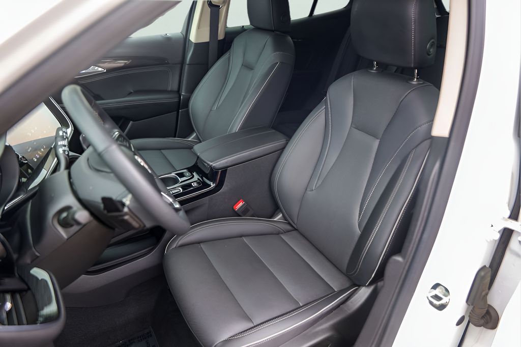 Used Car 2023 Buick Envision  Essence For Sale Under $30,000 In Austin, Texas