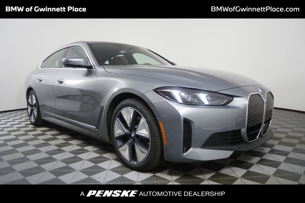 Thumbnail: 2026 BMW i4 - 1