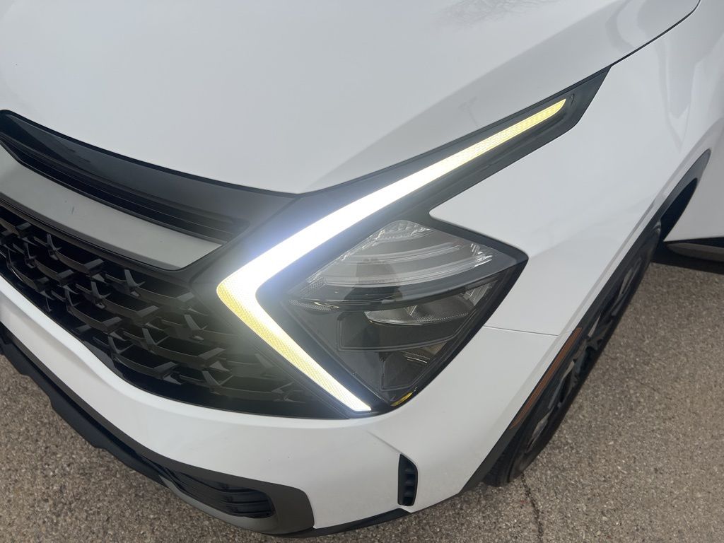 2023 Kia Sportage X-Line photo