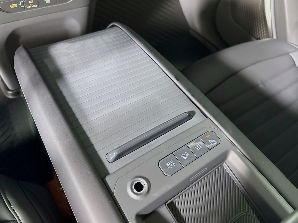 2026 Kia EV9 Land