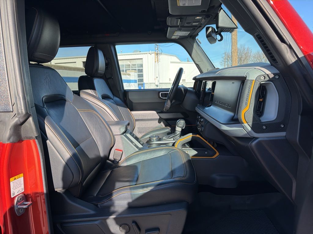 Thumbnail: 2022 Ford Bronco - 25