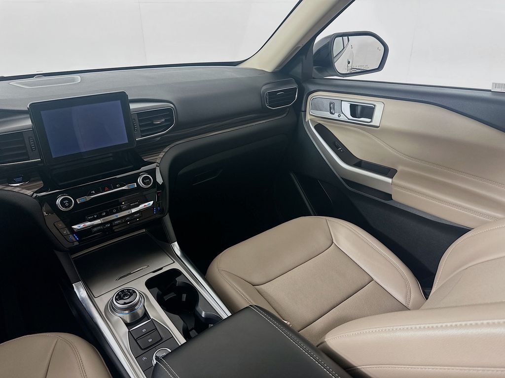 2023 Ford Explorer Limited 21