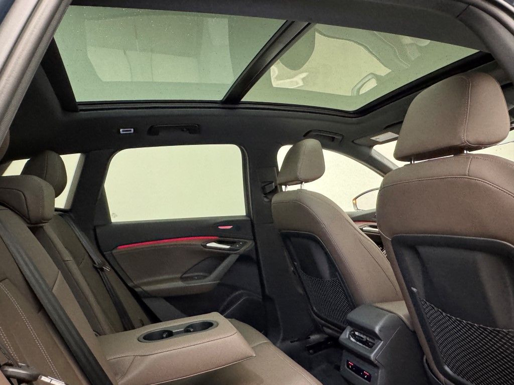 2025 Audi e-tron Premium 13