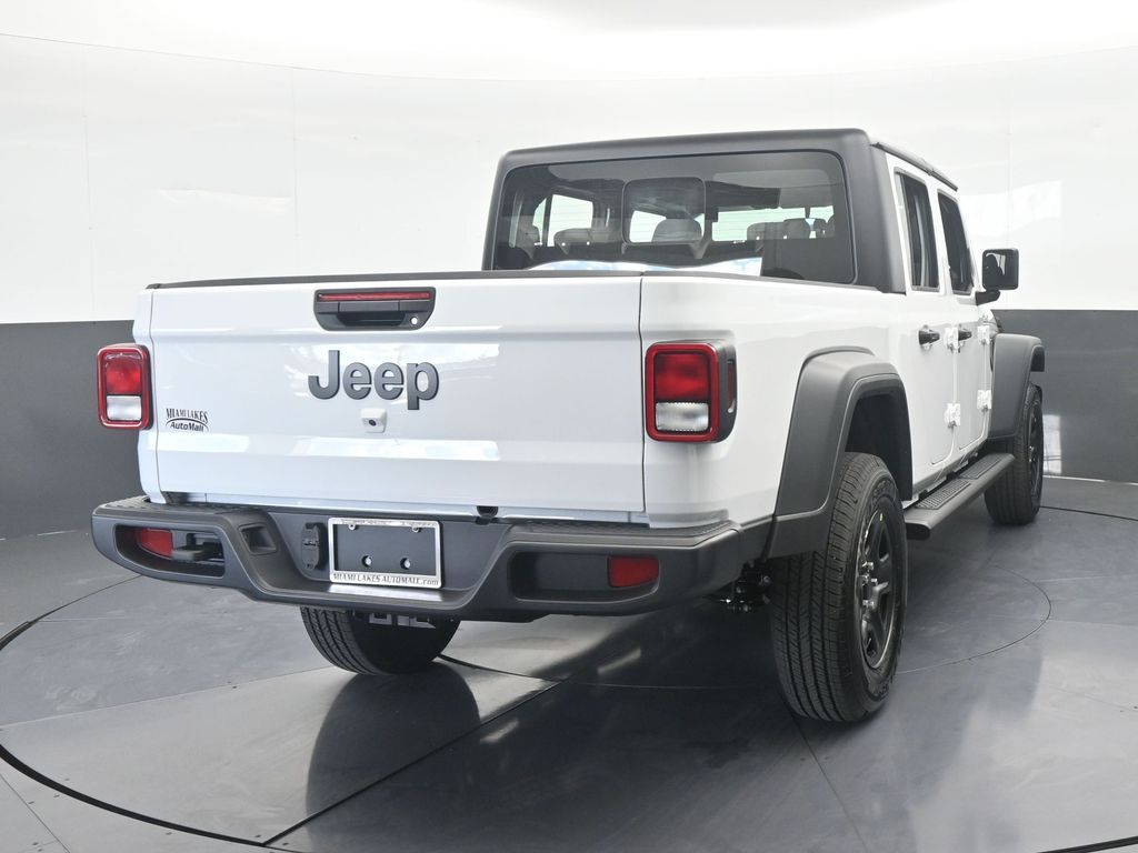 New 2026 bright white clearcoat Jeep Sport image 5