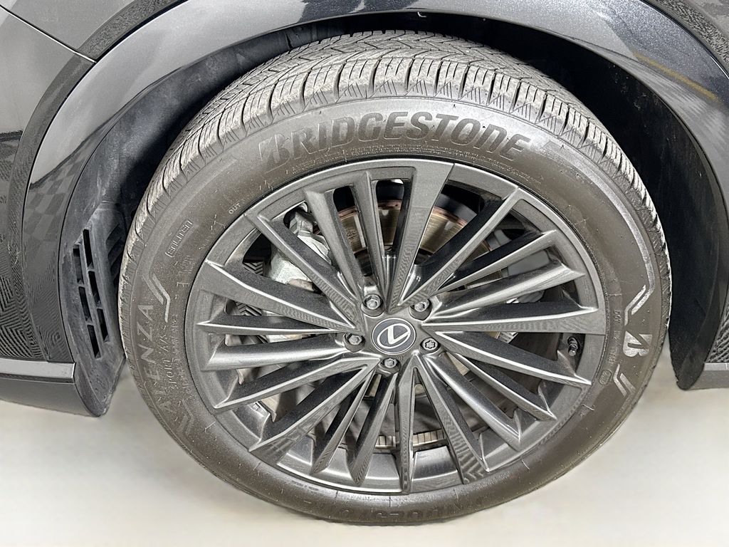 Thumbnail: 2025 Lexus RX - 32