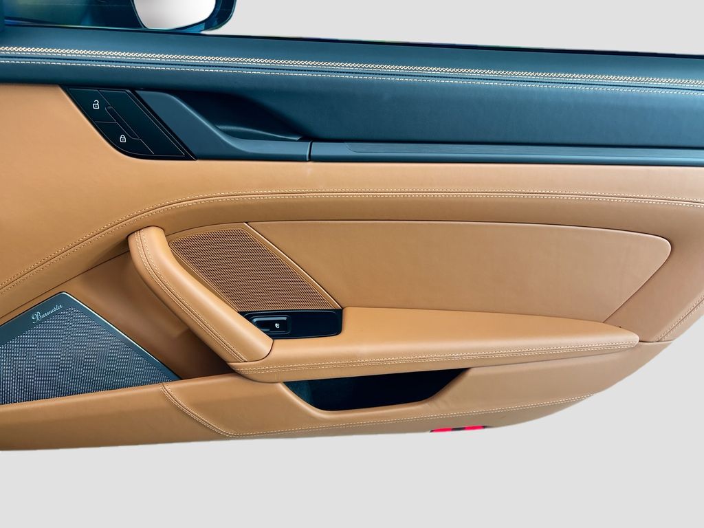 Thumbnail: 2026 Porsche 911 - 25