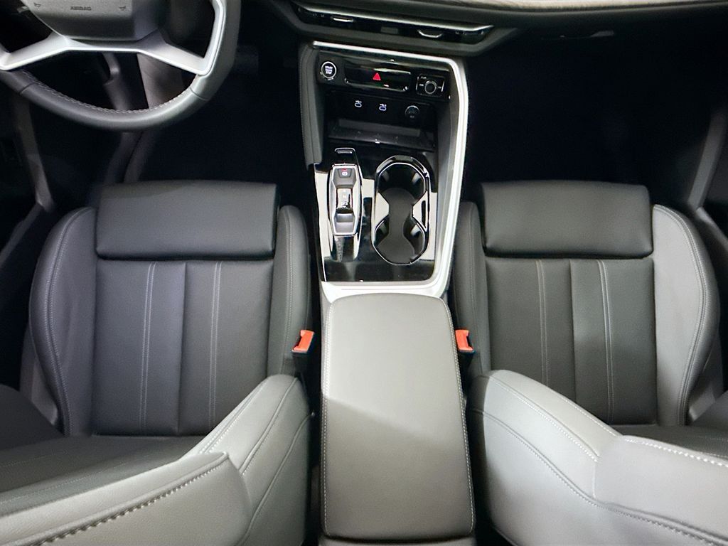 Thumbnail: 2026 Audi Q5 - 17