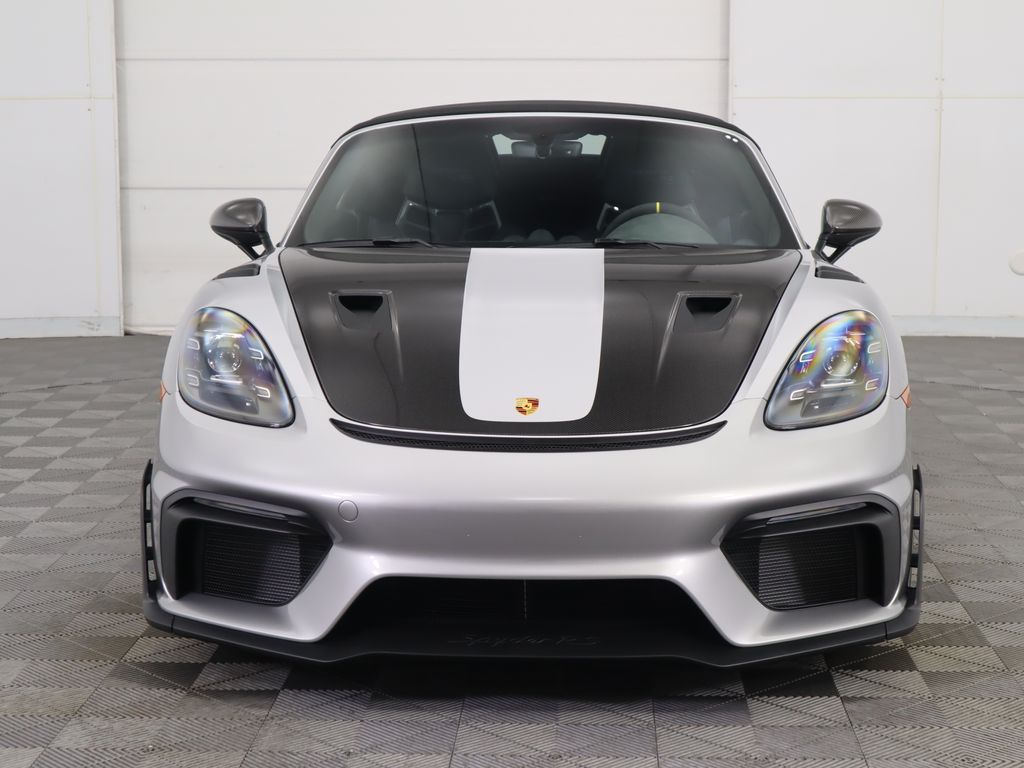 Thumbnail: 2025 Porsche  - 10
