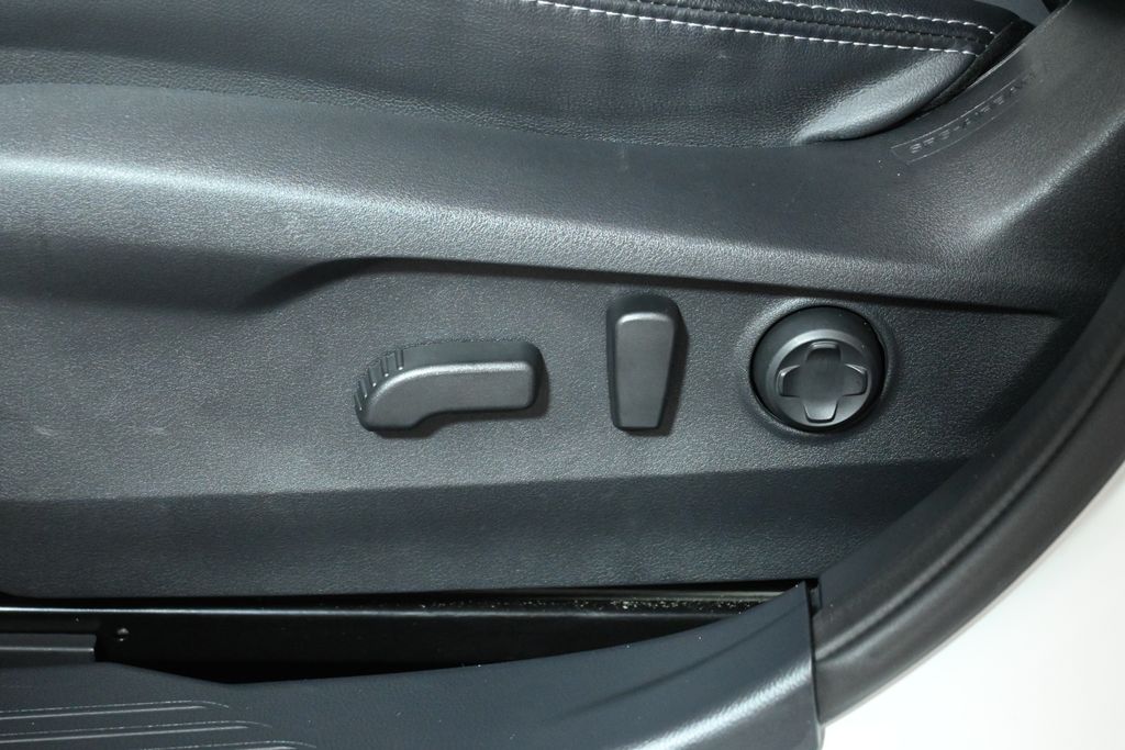 Thumbnail: 2023 Subaru Outback - 30