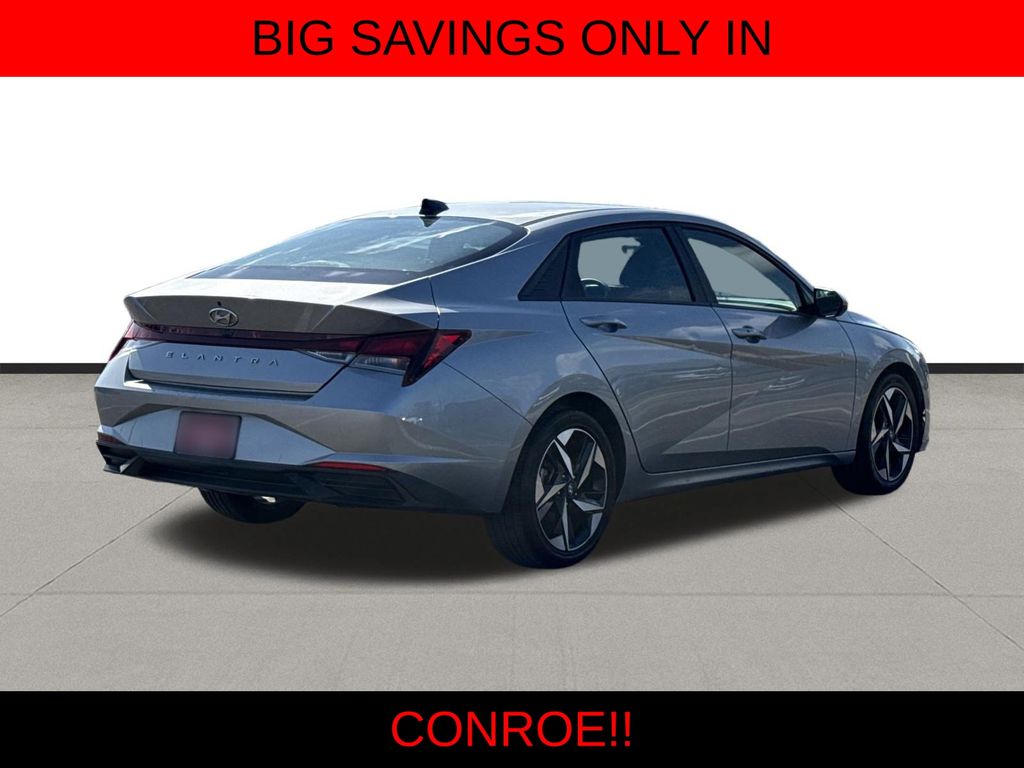 2023 Hyundai Elantra SEL Silver at Wharton Ford