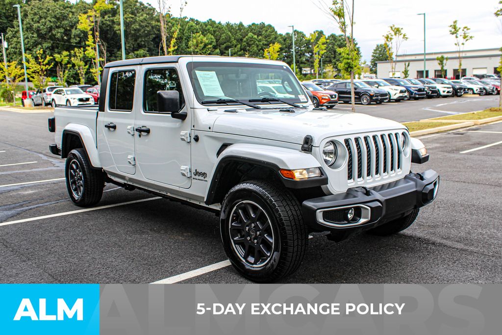 2023 Jeep Gladiator Overland photo 3
