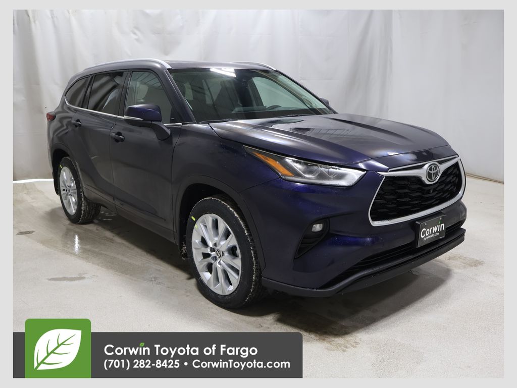 2026 Toyota Highlander Limited AWD