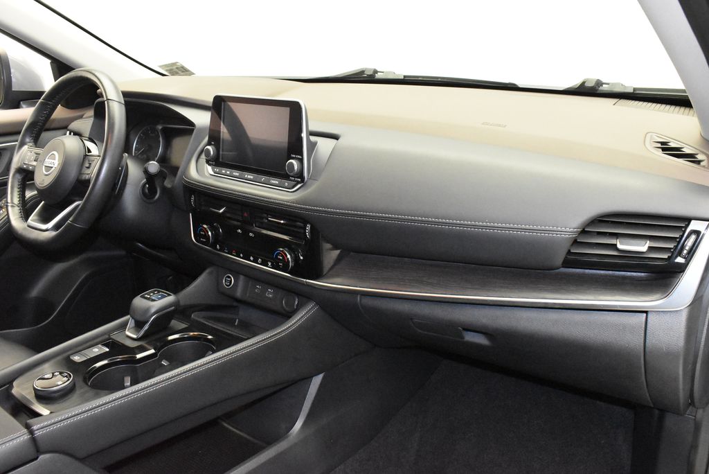 Thumbnail: 2021 Nissan Rogue - 27