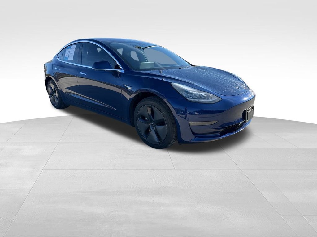 2018 Tesla Model 3 Mid Range 2