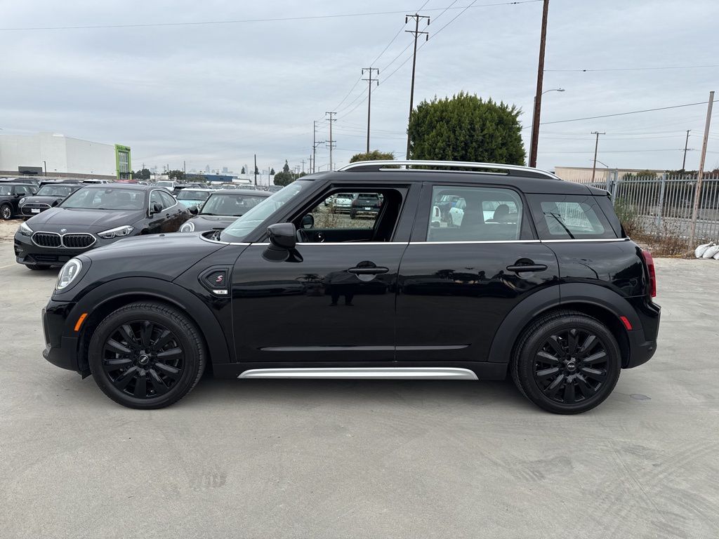 2022 MINI Cooper S Countryman Signature 2