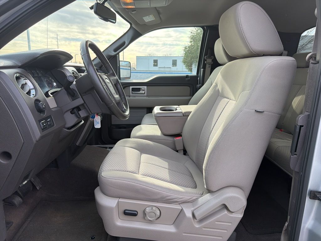 Thumbnail: 2009 Ford F-150 - 17