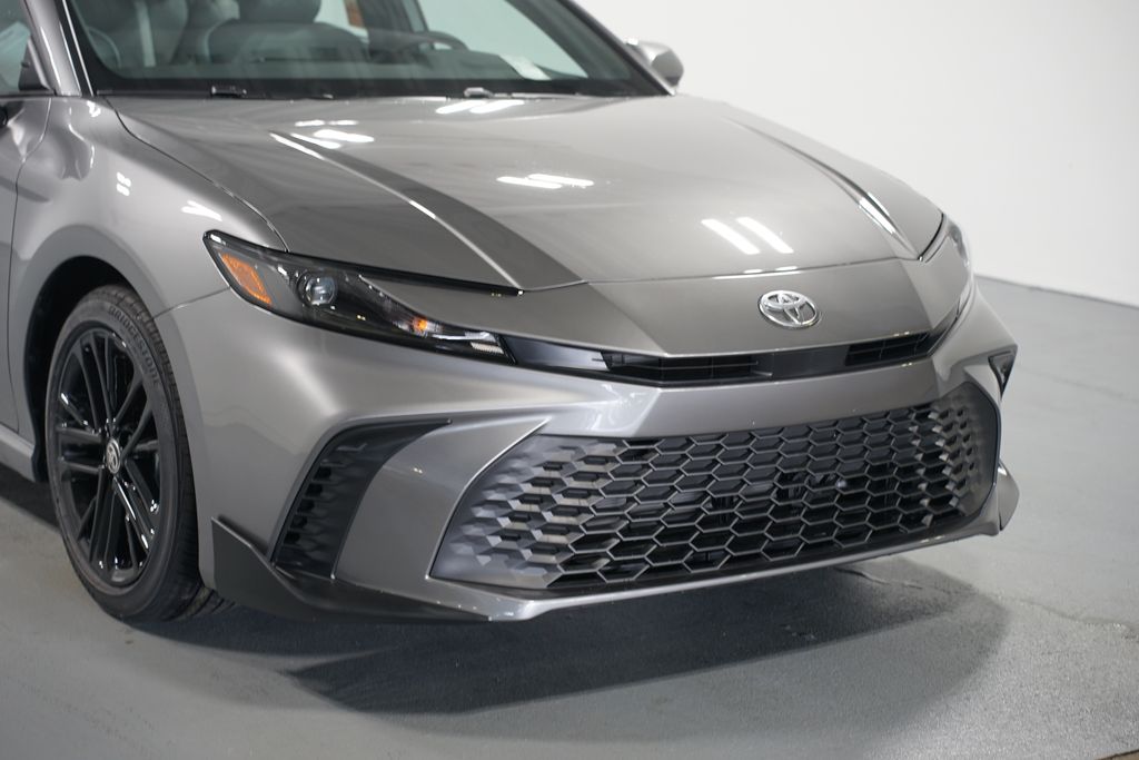 Thumbnail: 2026 Toyota Camry - 4