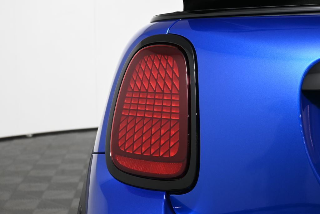 Thumbnail: 2026 MINI Cooper - 19