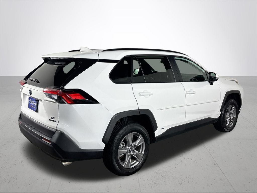 2024 Toyota RAV4 Hybrid LE