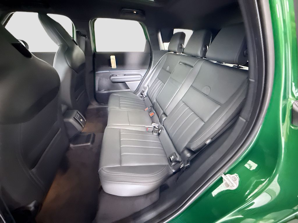 Thumbnail: 2027 MINI Cooper Countryman - 21