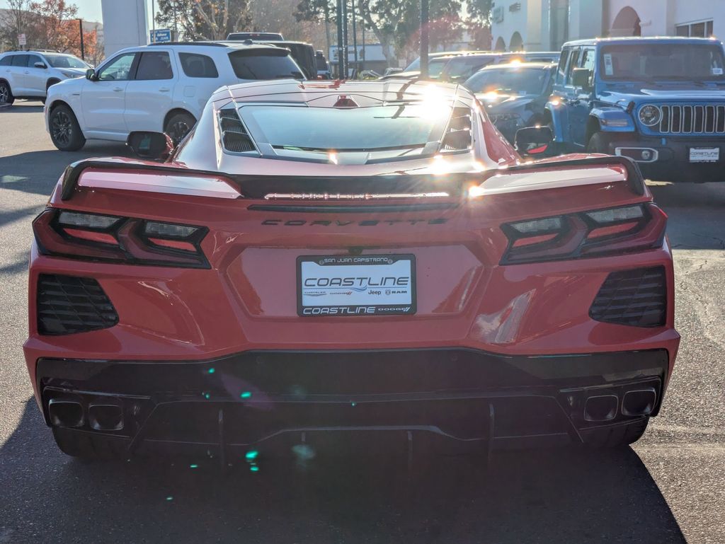 2024 Chevrolet Corvette Stingray 3