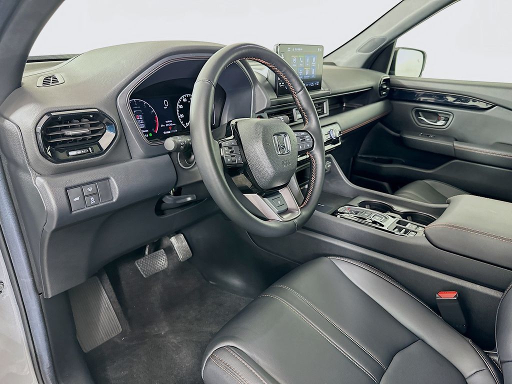 Thumbnail: 2025 Honda Pilot - 9