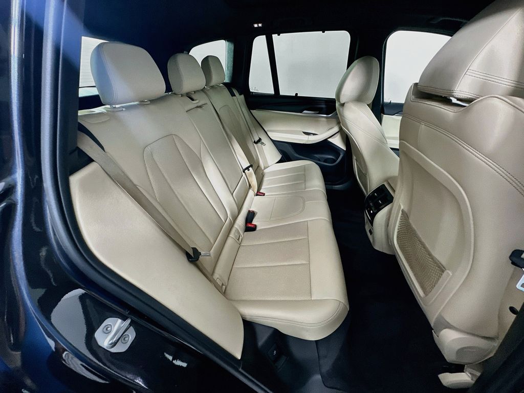 Thumbnail: 2022 BMW X3 - 28