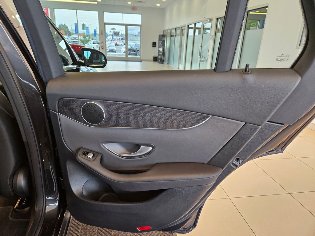 2022 Mercedes-Benz GLC GLC 300