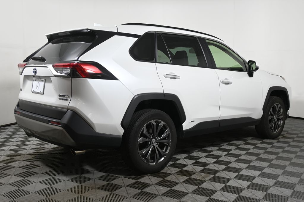 Thumbnail: 2023 Toyota RAV4 - 7