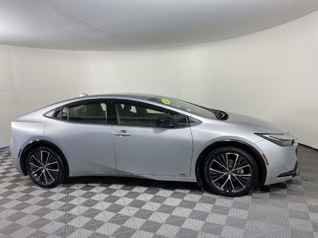 2023 Toyota Prius XLE Cutting Edge - Grieco Acura - Image 10