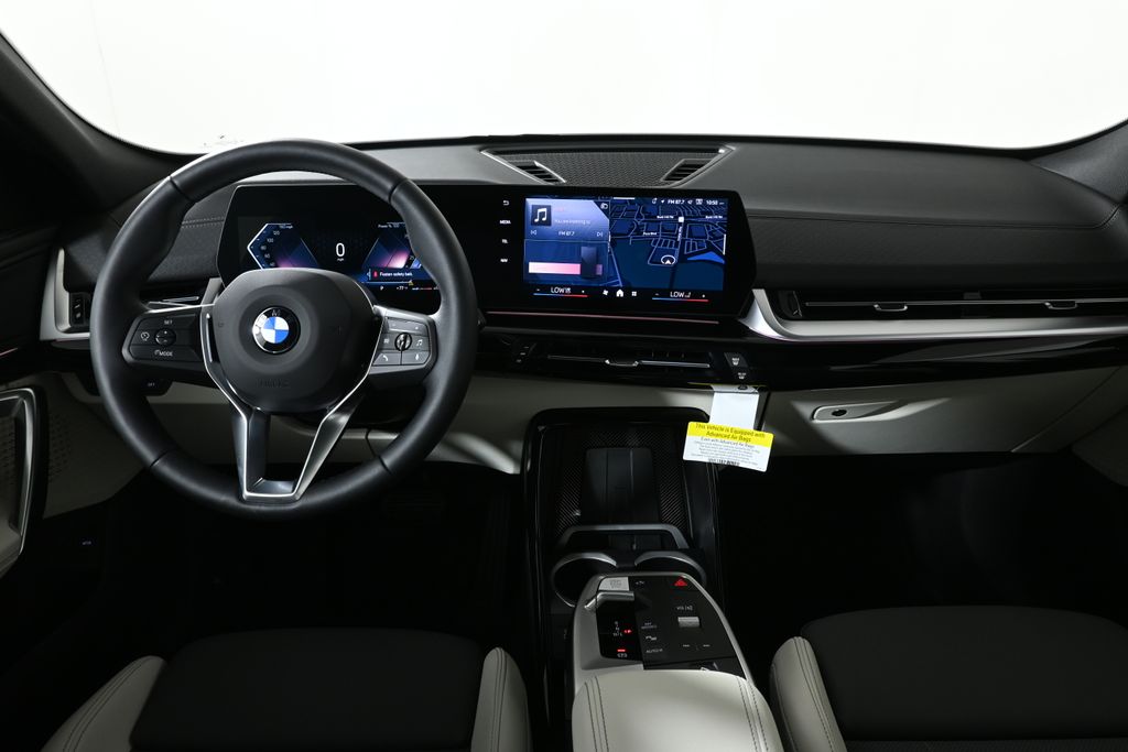 Thumbnail: 2027 BMW X2 - 17