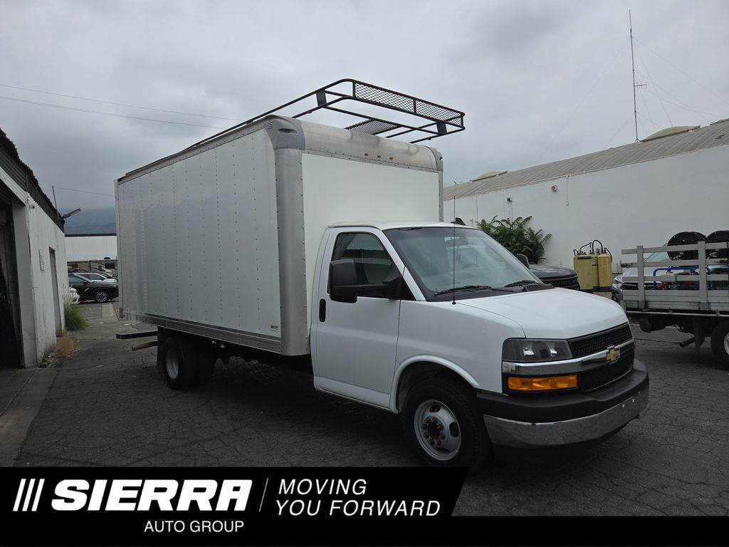 2021 Chevrolet Express Chassis 3500 177 Cutaway RWD