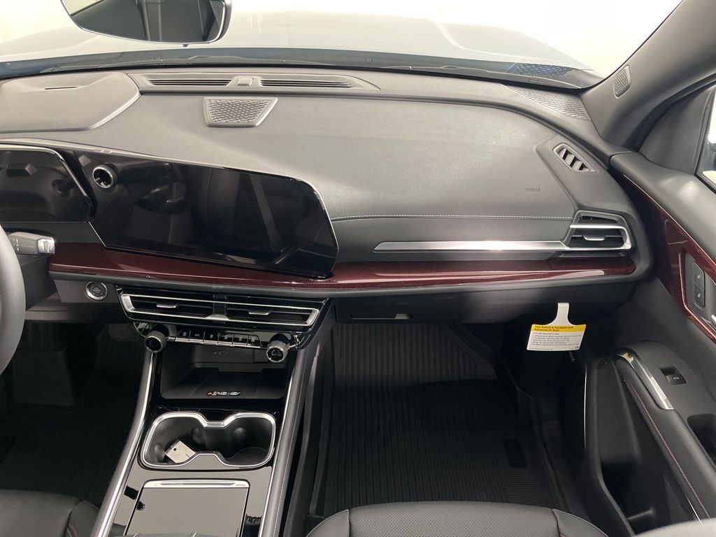 Thumbnail: 2026 Chevrolet Traverse - 15